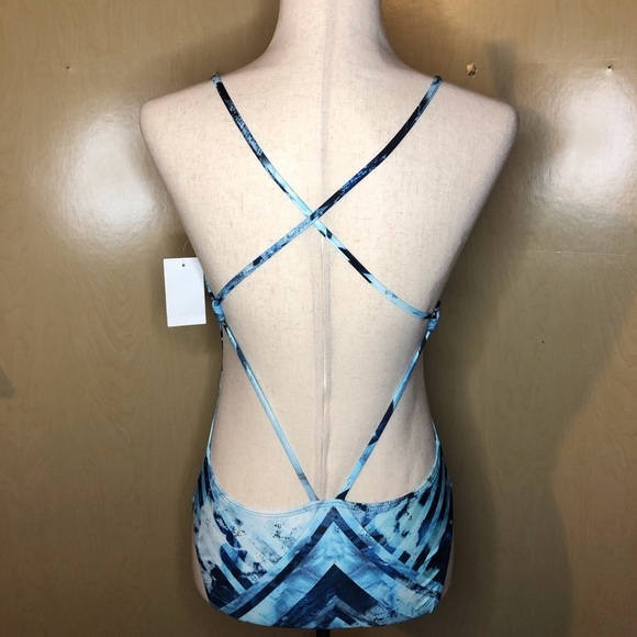 Kenneth Cole Blue Iridescent Watercolor Onepiece - Picture 4 of 6